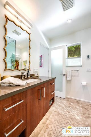 6309 Ivarene Avenue, Los Angeles, CA 90068