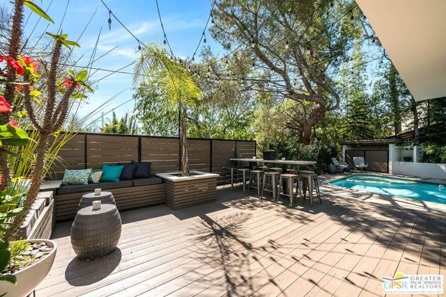 6309 Ivarene Avenue, Los Angeles, CA 90068