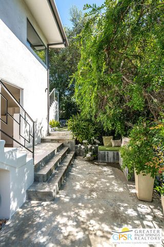 6309 Ivarene Avenue, Los Angeles, CA 90068