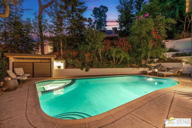 6309 Ivarene Avenue, Los Angeles, CA 90068