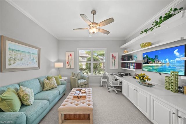 9282 Rialto LN, Naples, FL 34119