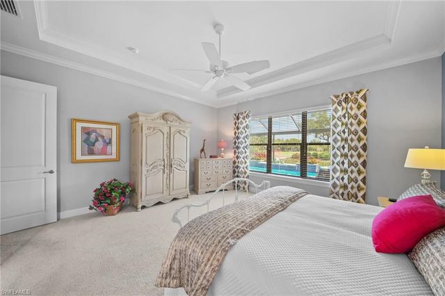 9282 Rialto LN, Naples, FL 34119