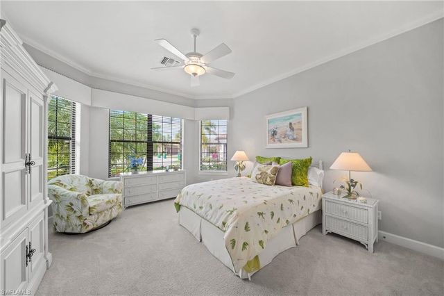 9282 Rialto LN, Naples, FL 34119