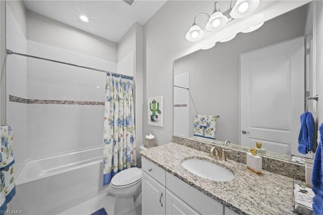 9282 Rialto LN, Naples, FL 34119