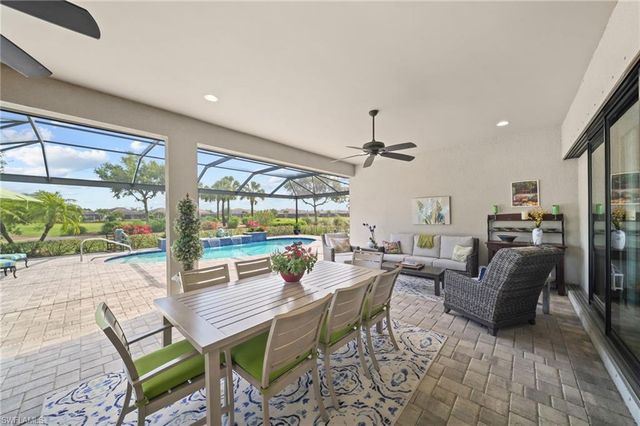 9282 Rialto LN, Naples, FL 34119