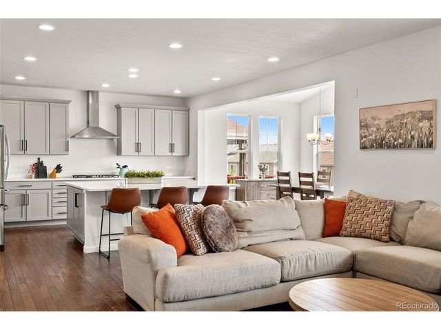 3922 White Rose St, Castle Rock, CO 80108