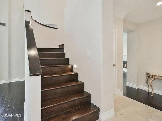 23287 Park Basilico, Calabasas, CA 91302