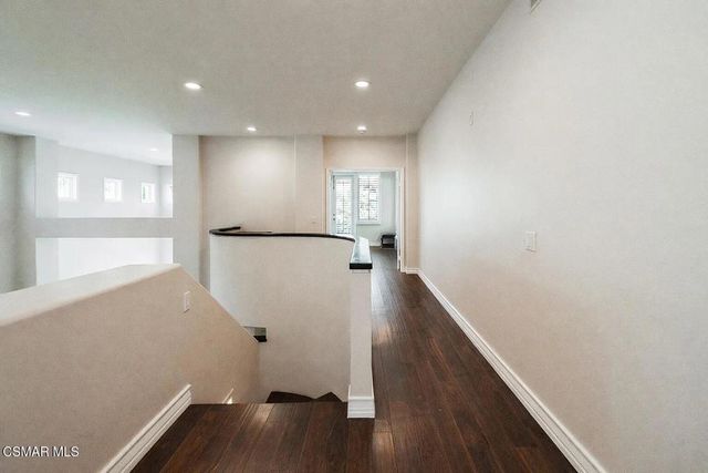 23287 Park Basilico, Calabasas, CA 91302