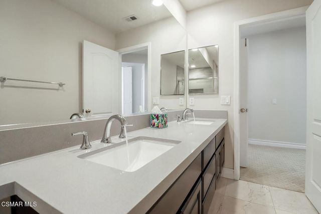 23287 Park Basilico, Calabasas, CA 91302