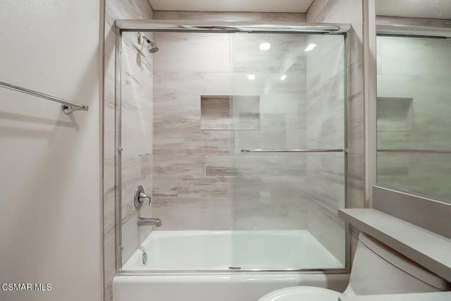 23287 Park Basilico, Calabasas, CA 91302