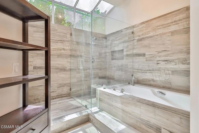 23287 Park Basilico, Calabasas, CA 91302