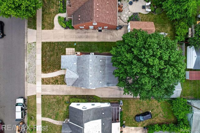 1357 W Saratoga Street, Ferndale, MI 48220
