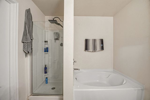 16617 Woodside Drive, Fort Worth, TX 76247