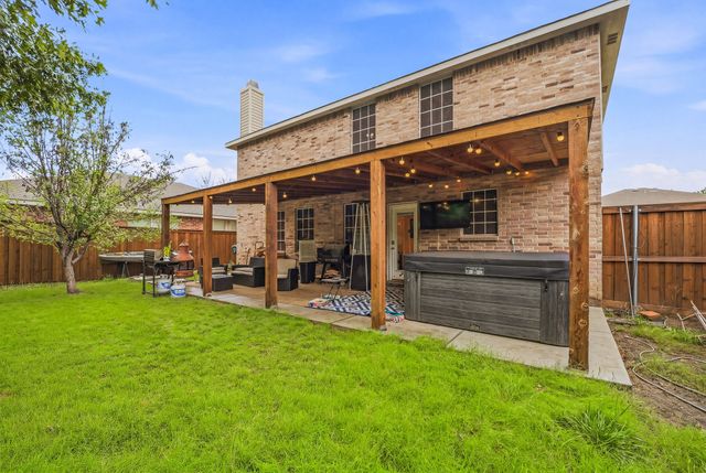 16617 Woodside Drive, Fort Worth, TX 76247