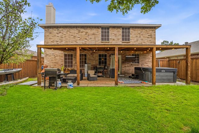 16617 Woodside Drive, Fort Worth, TX 76247