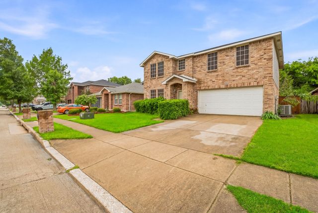 16617 Woodside Drive, Fort Worth, TX 76247