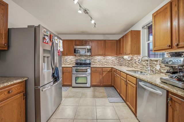 16617 Woodside Drive, Fort Worth, TX 76247