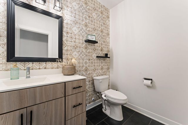 283 Nomo Place, Crown Point, IN 46307