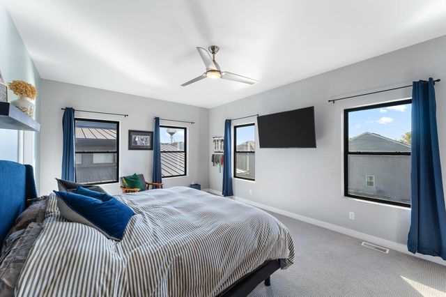 283 Nomo Place, Crown Point, IN 46307