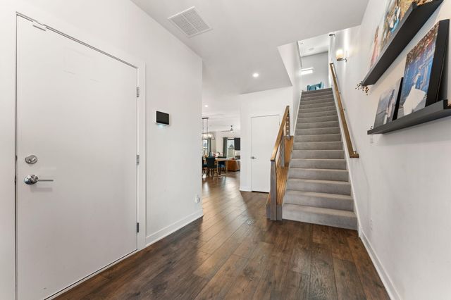283 Nomo Place, Crown Point, IN 46307