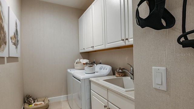 3219 PORTO LANE, Bradenton, FL 34211