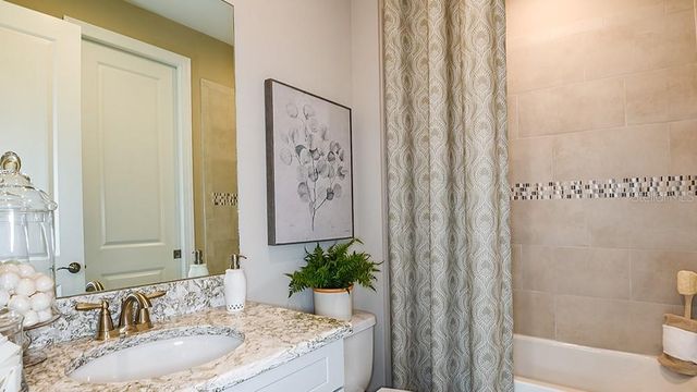 3219 PORTO LANE, Bradenton, FL 34211