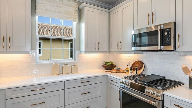 3219 PORTO LANE, Bradenton, FL 34211