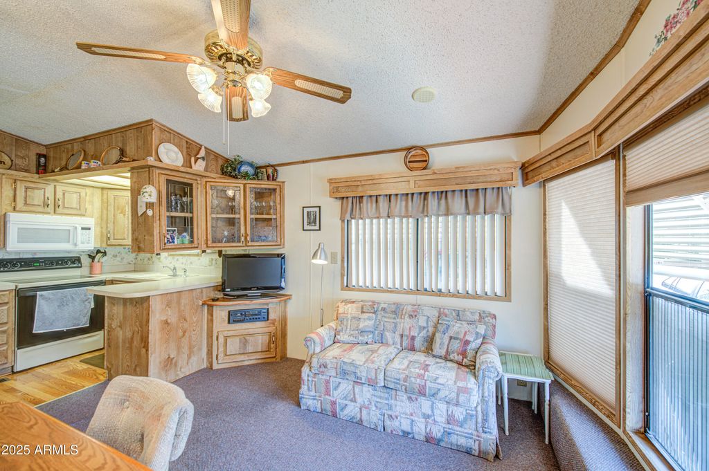 Image 12 of property listing at 7750 E BROADWAY Road 147, Mesa, AZ 85208