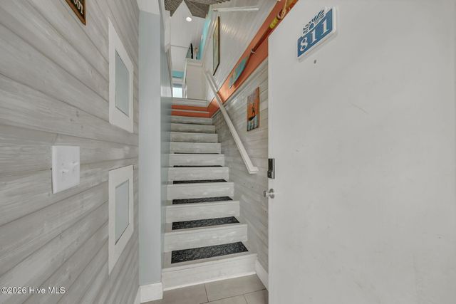 811 Carolina Beach Avenue S, Carolina Beach, NC 28428