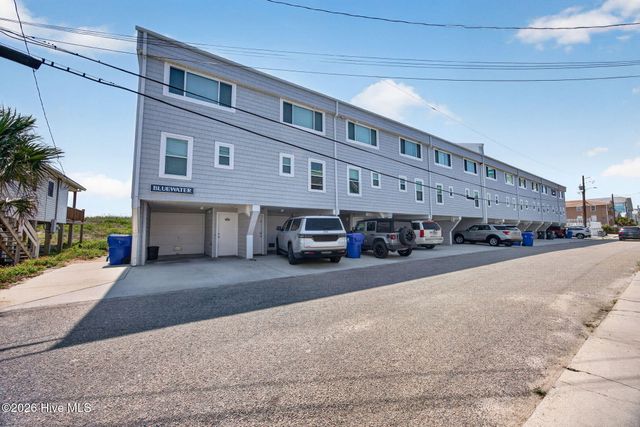 811 Carolina Beach Avenue S, Carolina Beach, NC 28428