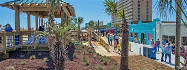 811 Carolina Beach Avenue S, Carolina Beach, NC 28428
