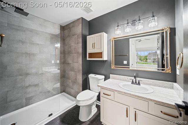 6397 Club Court, Grand Blanc, MI 48439