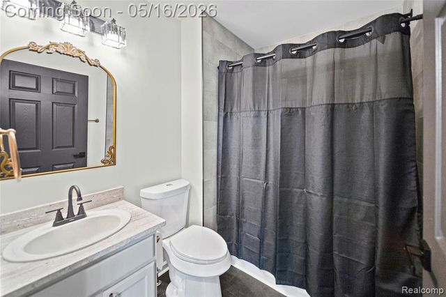 6397 Club Court, Grand Blanc, MI 48439