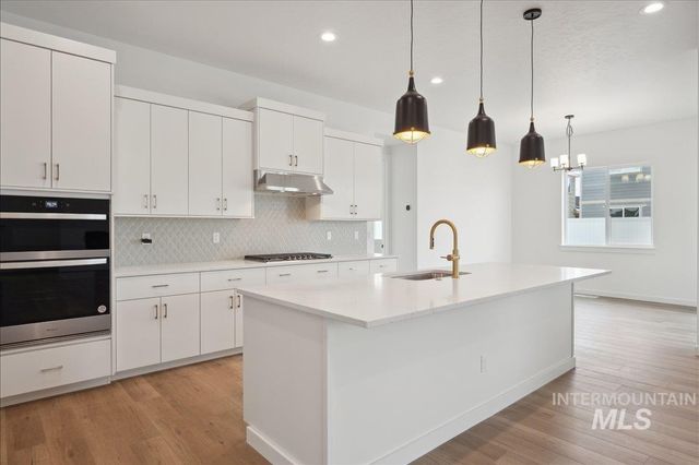 5145 N Trident Way, Meridian, ID 83646
