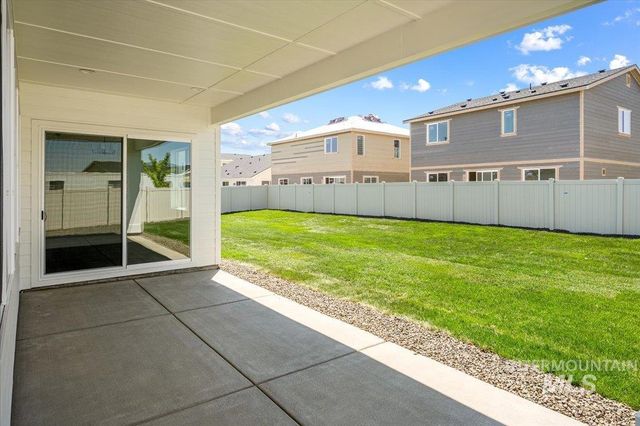 5145 N Trident Way, Meridian, ID 83646