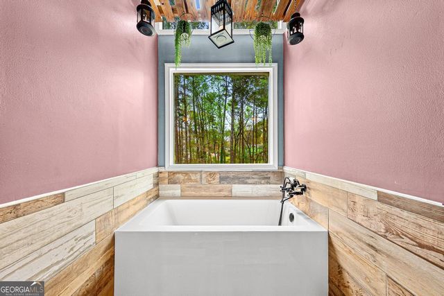 761 Winnbrook Drive, Dacula, GA 30019