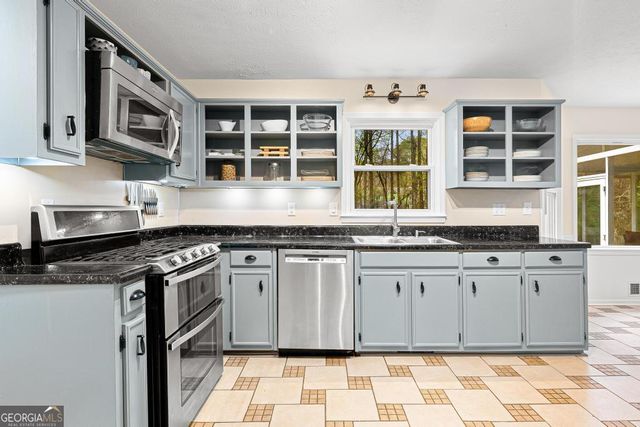 761 Winnbrook Drive, Dacula, GA 30019