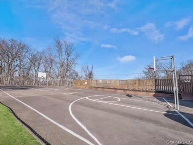 351 Sierra Vista, Valley Cottage, NY 10989