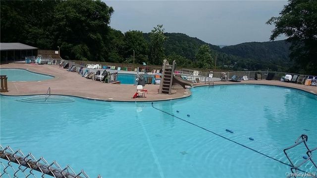 351 Sierra Vista, Valley Cottage, NY 10989