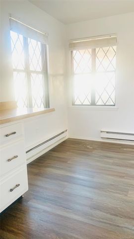 351 Sierra Vista, Valley Cottage, NY 10989