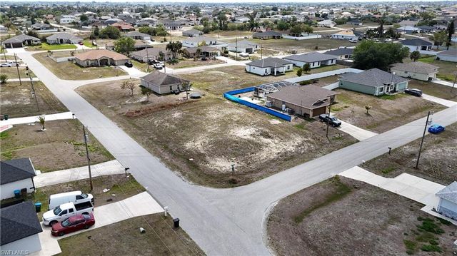 300 NW 21st ST, Cape Coral, FL 33993