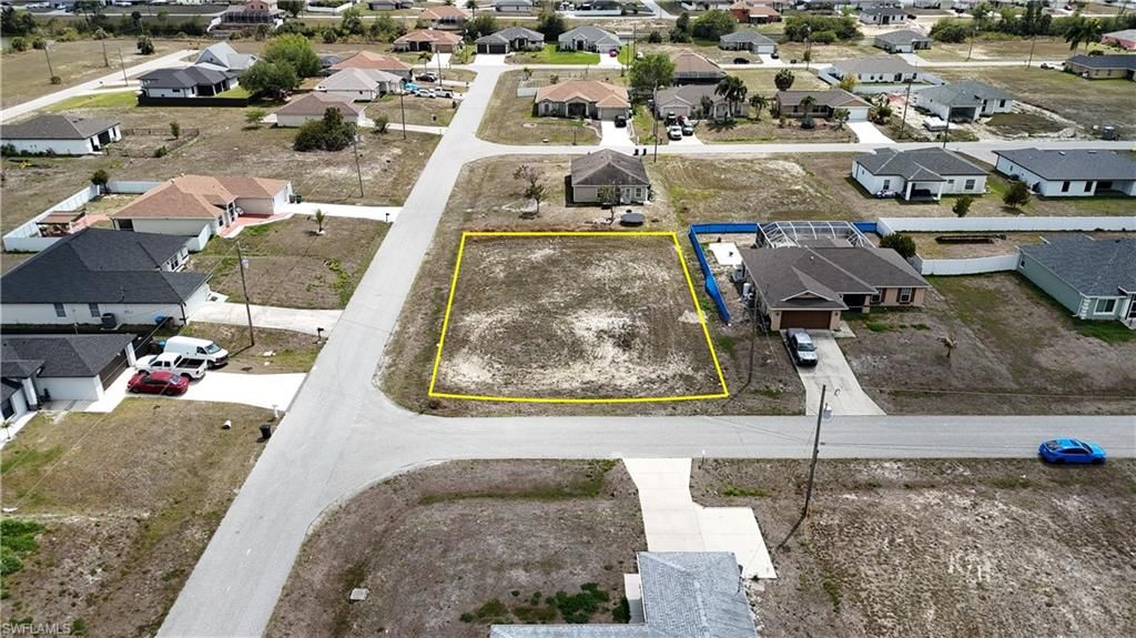 300 NW 21st ST, Cape Coral, FL 33993