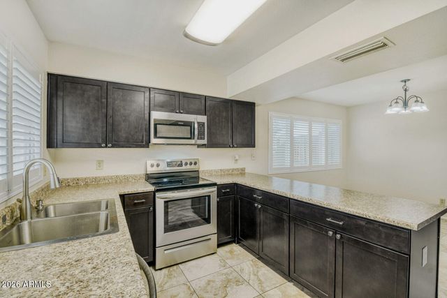 4815 W BLUEFIELD Avenue, Glendale, AZ 85308