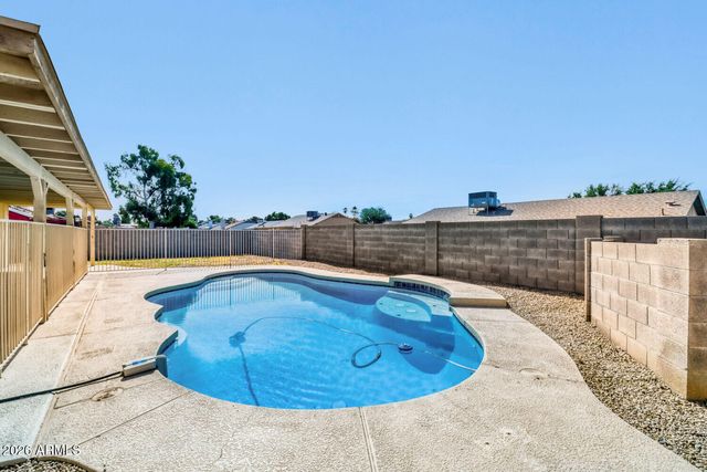 4815 W BLUEFIELD Avenue, Glendale, AZ 85308