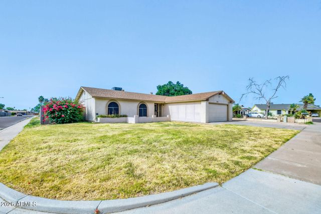 4815 W BLUEFIELD Avenue, Glendale, AZ 85308