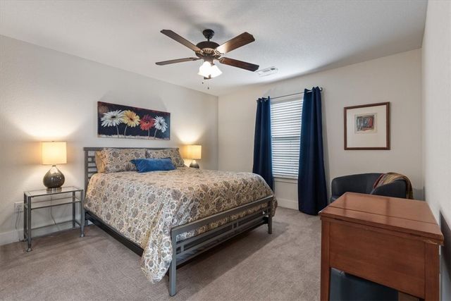 2200 NE Steinbeck Drive, Bentonville, AR 72712