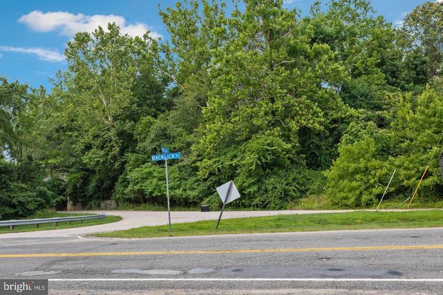 9005 BACKLICK RD, Fort Belvoir, VA 22060