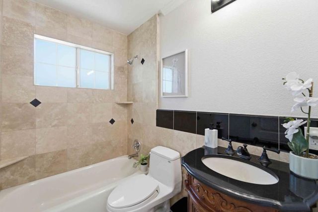 1837 Comstock Lane, San Jose, CA 95124