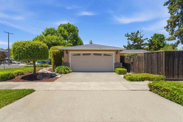 1837 Comstock Lane, San Jose, CA 95124