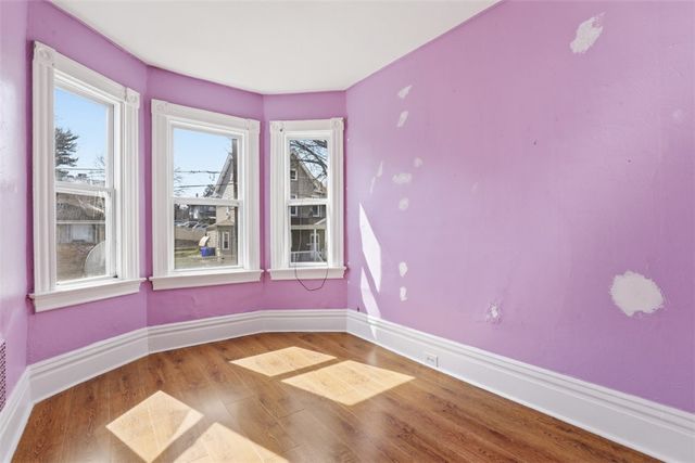 3226 Huxley St, Sheraden, PA 15204